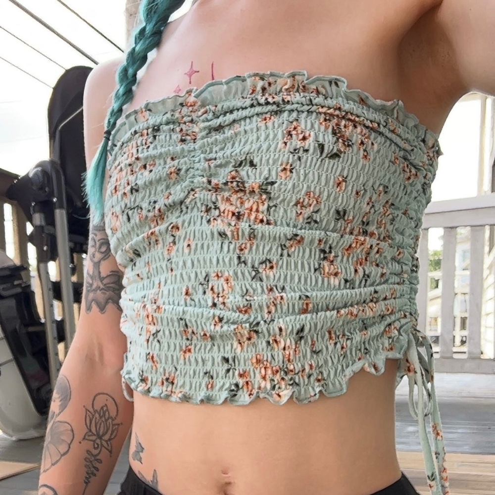 Almost Famous Strapless Crop Top